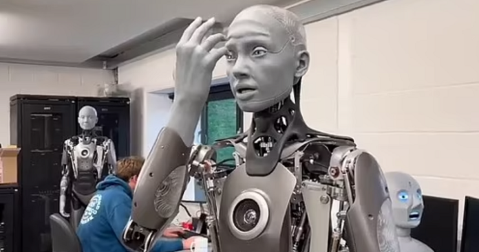 В Британії з'явився «найдосконаліший у світі» людиноподобний робот