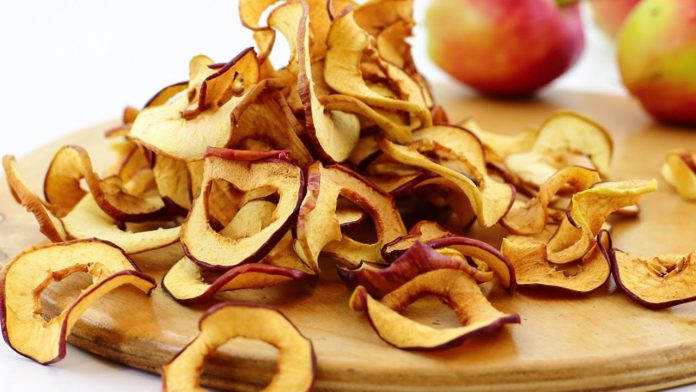 Які яблука принесуть максимальну користь для організму: свіжі, сушені чи печені