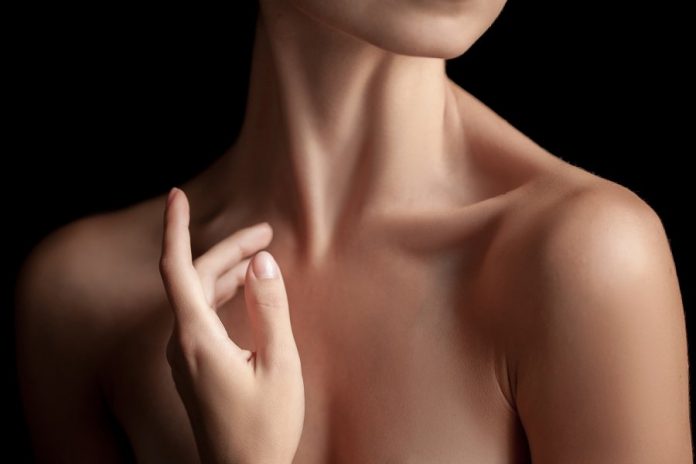 Практичні поради: як доглядати шкіру шиї, щоб вона була підтягнутою в будь-якому віці
