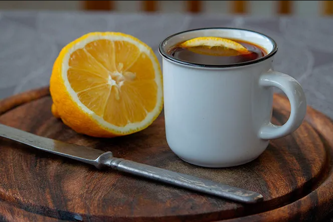 Чому кава з лимоном – найкращий спосіб почати ранок
