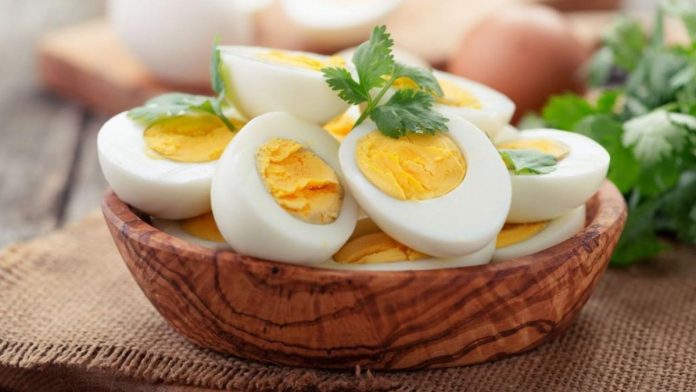 Дієтолог розповіла, чому потрібно їсти по 4 яйця щодня
