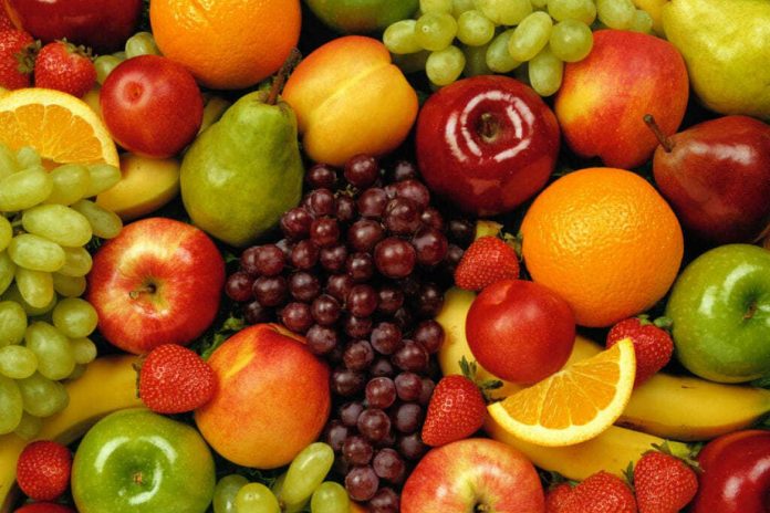 Які фрукти не можна поєднувати один з одним: помилки, шкідливі для здоров'я