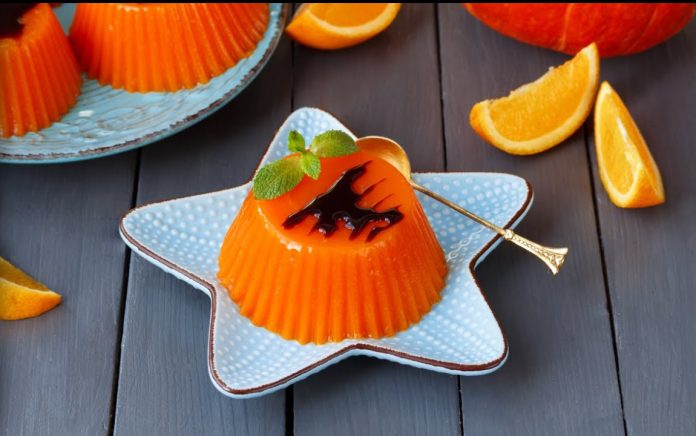 Гарбузове желе з апельсиновими нотками — десерт, від якого ніхто не відмовиться. Ніжна текстура, приємний аромат, користь гарбуза — в цьому желе ідеальним є все.