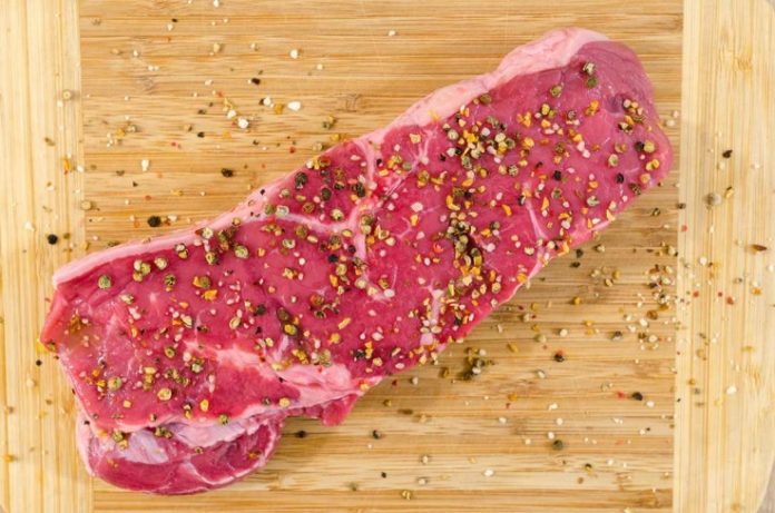 Як приготувати яловичину, щоб вона не була гумовою, наче підошва