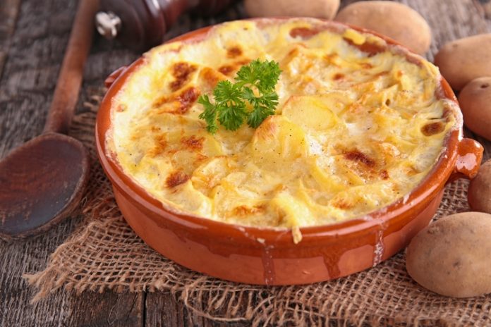 Картопля з горіхами: рецепт з польської кухні