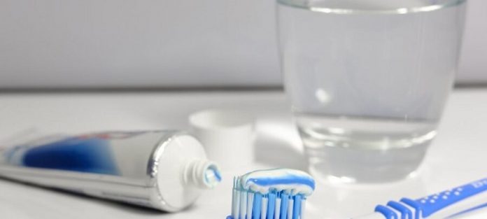 Що можна зробити за допомогою зубної пасти в господарстві