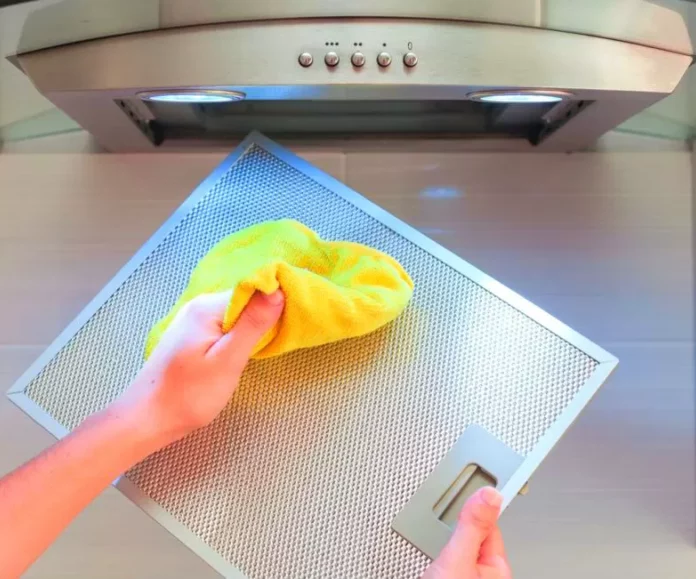 Як вимити кухонну витяжку без їдкої хімії