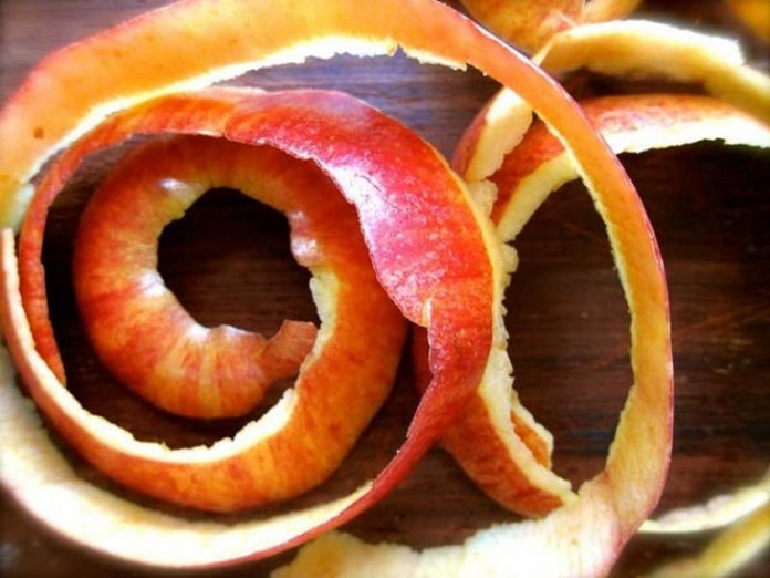 Як використовувати яблучну шкірку з користю