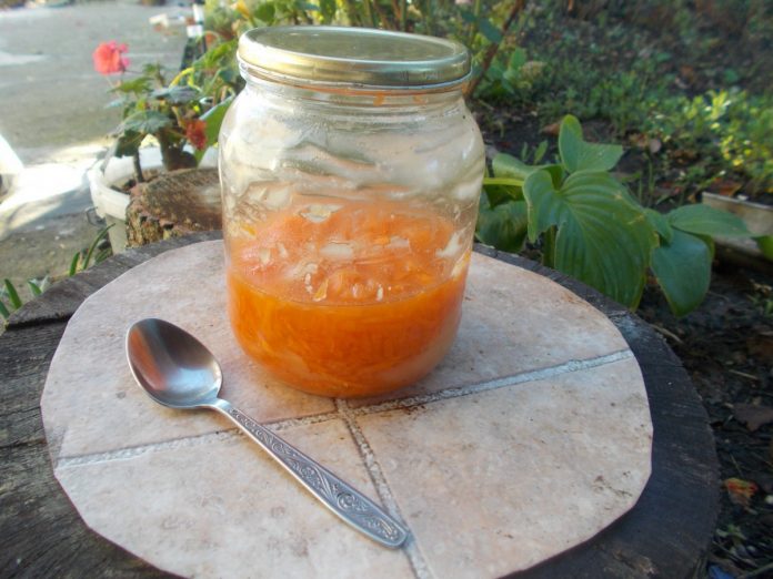 Рецепт корисної для здоров'я моркви з медом та лимоном