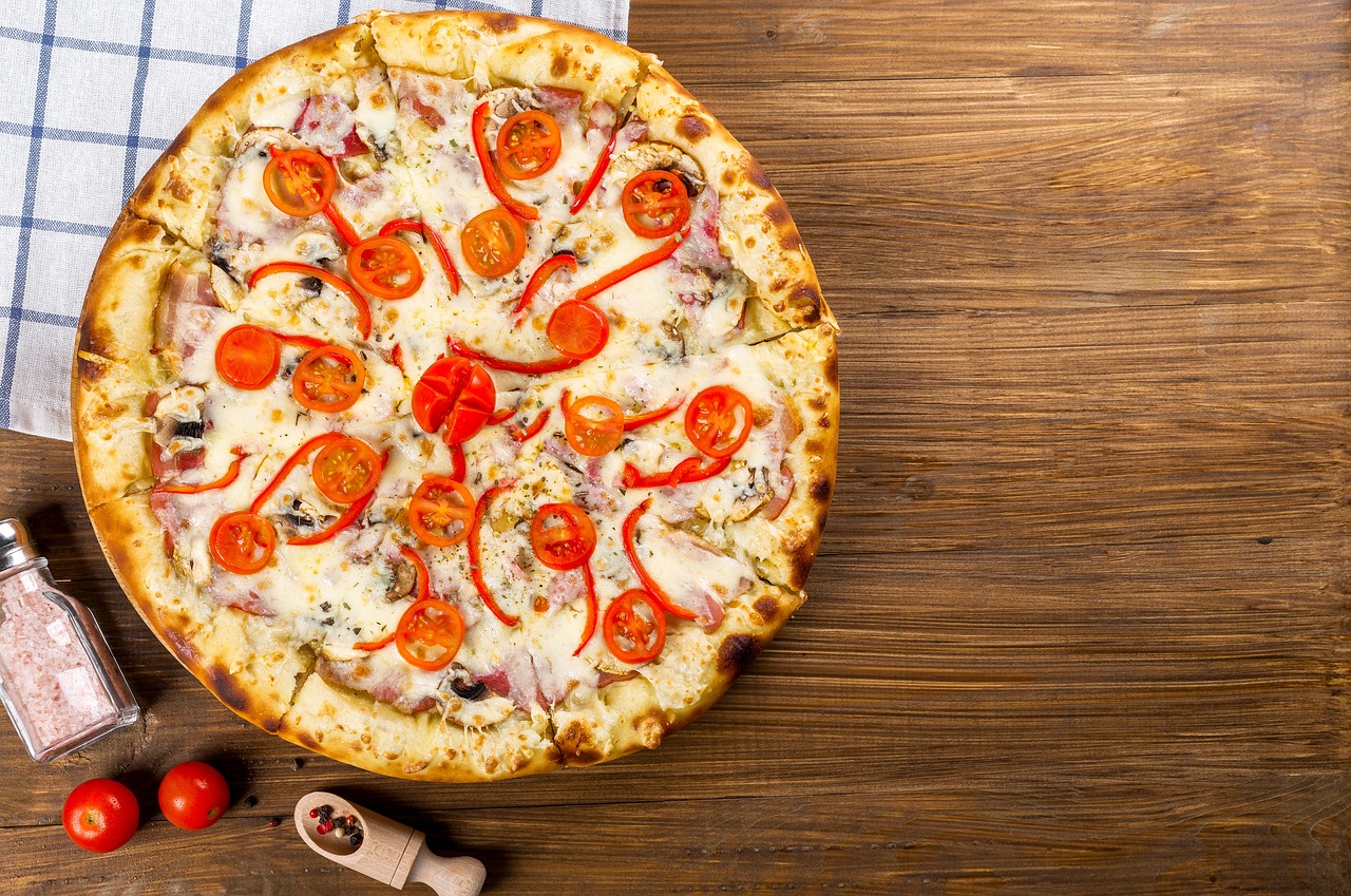 Простой и надежный рецепт теста для тонкой пиццы