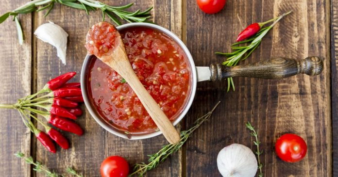 Італійський томатний соус