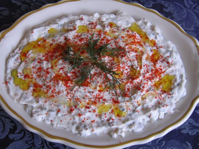 Турецький соус «‎Хайдарі»