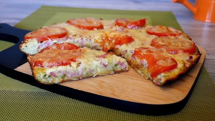 Піца з кабачка на пательні: найпростіший спосіб приготувати літній сніданок