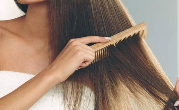 3 способи, як швидко розчесати заплутане волосся