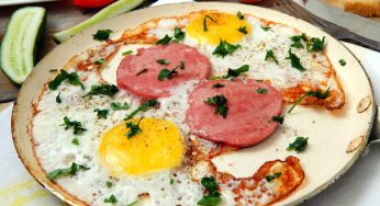 Продукти, які категорично не треба їсти разом з яйцями