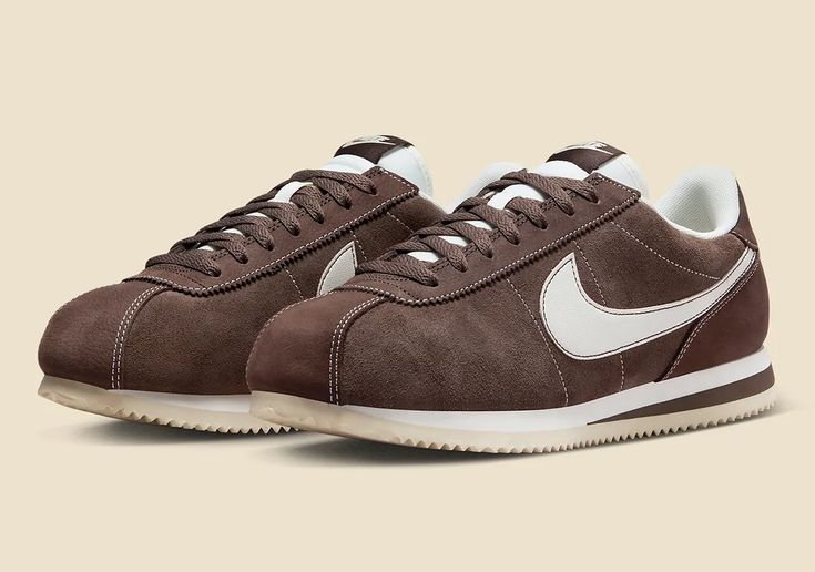 Популярні  Nike Cortez