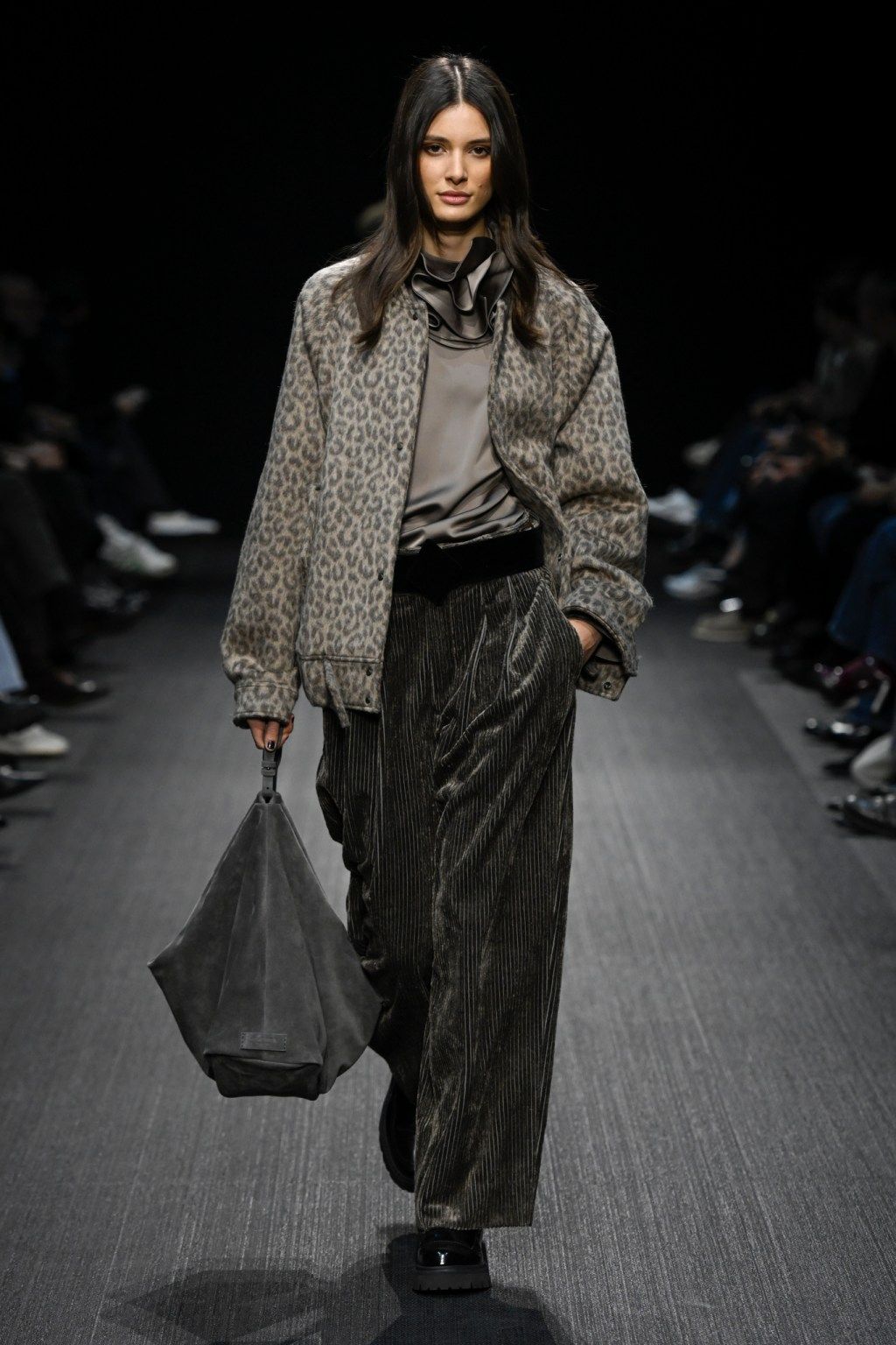 Emporio Armani Fall 2025 Ready-to-Wear Collection